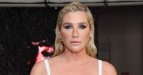 kesha naked|Kesha Goes Naked and Shares Photos from Topless Ride in the。